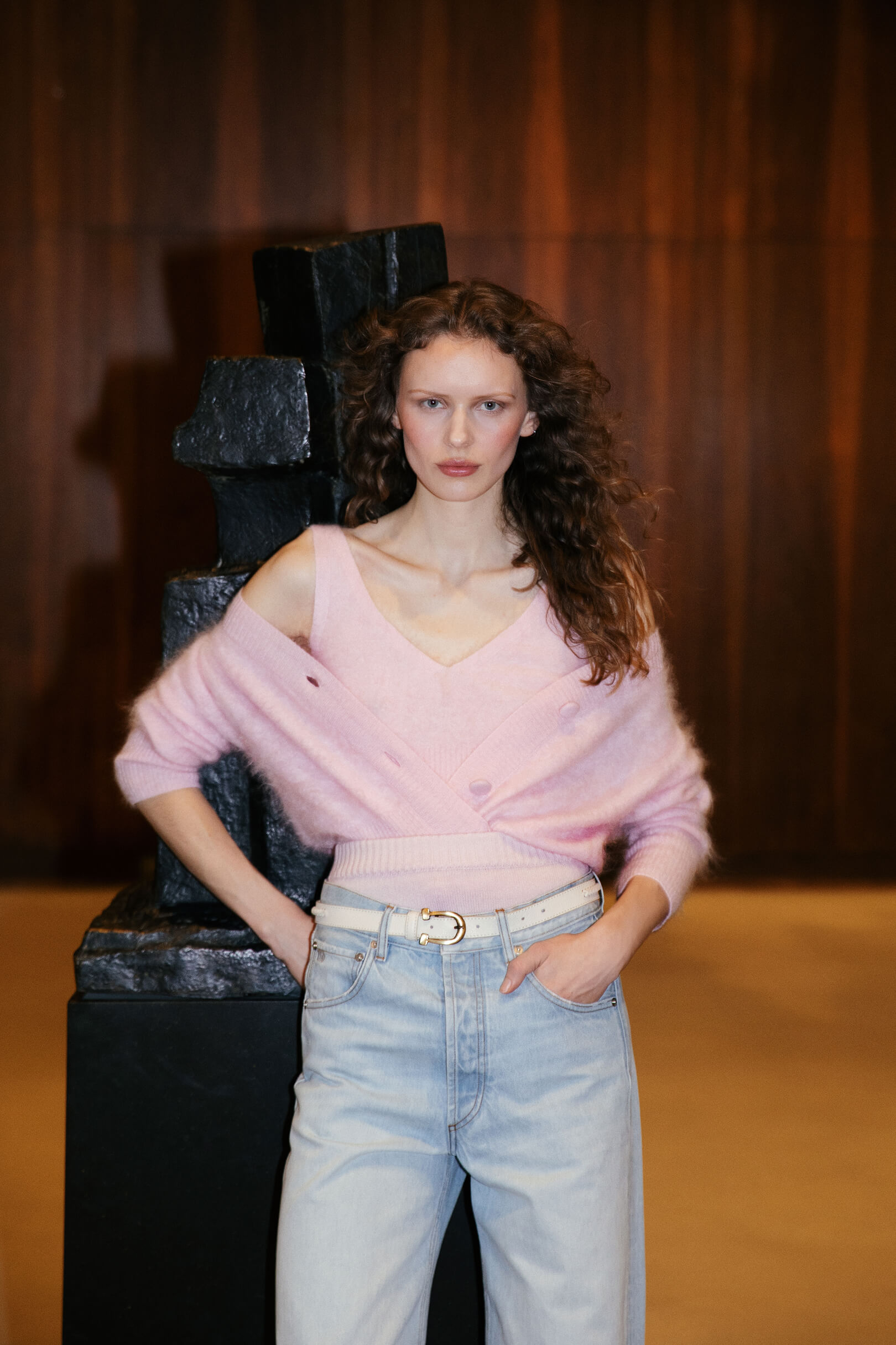 AW26
